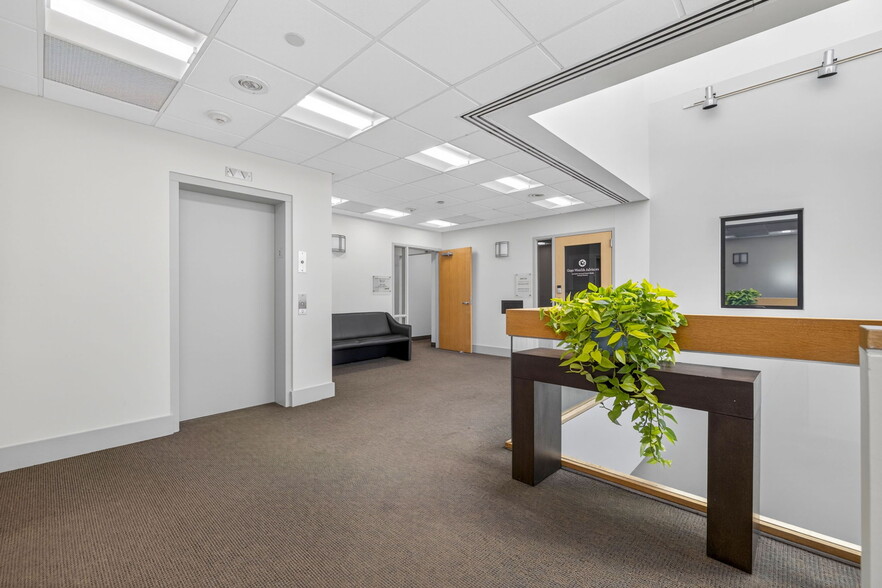 450 Lexington St, Auburndale, MA à louer - Photo du bâtiment - Image 3 de 8