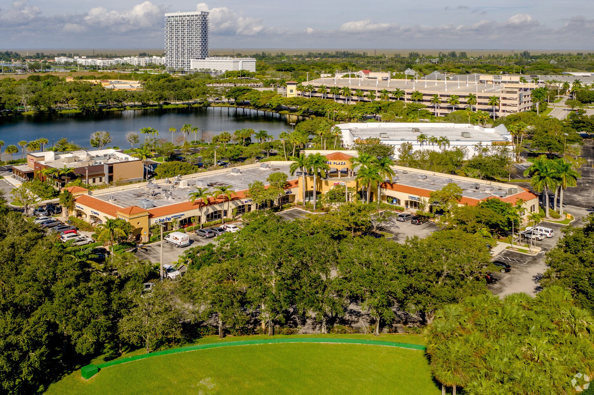 12681-12717 W Sunrise Blvd, Sunrise, FL à louer Photo du bâtiment- Image 1 de 6