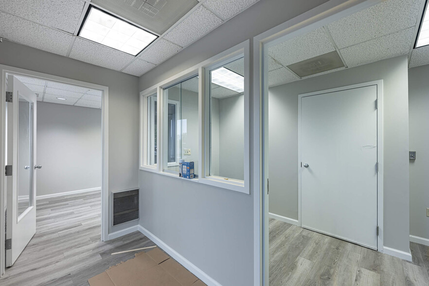 7271 N Main St, Dayton, OH for lease - Building Photo - Image 2 of 2