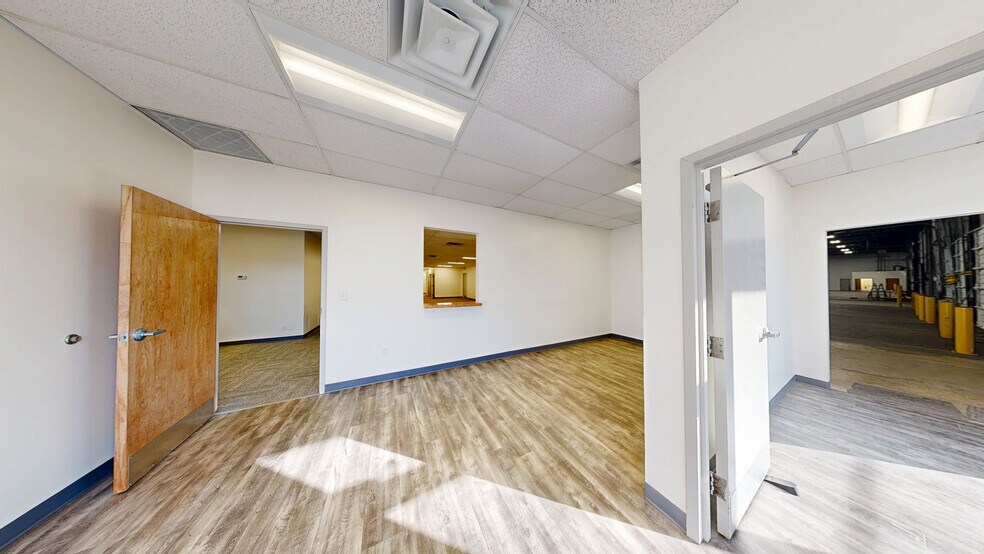 4502-4740 Transport Dr, Tampa, FL à louer - Numérisation 3D de Matterport - Image 2 de 34