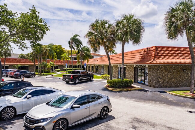 Plus de détails pour 201 N University Dr, Plantation, FL - Bureau à vendre