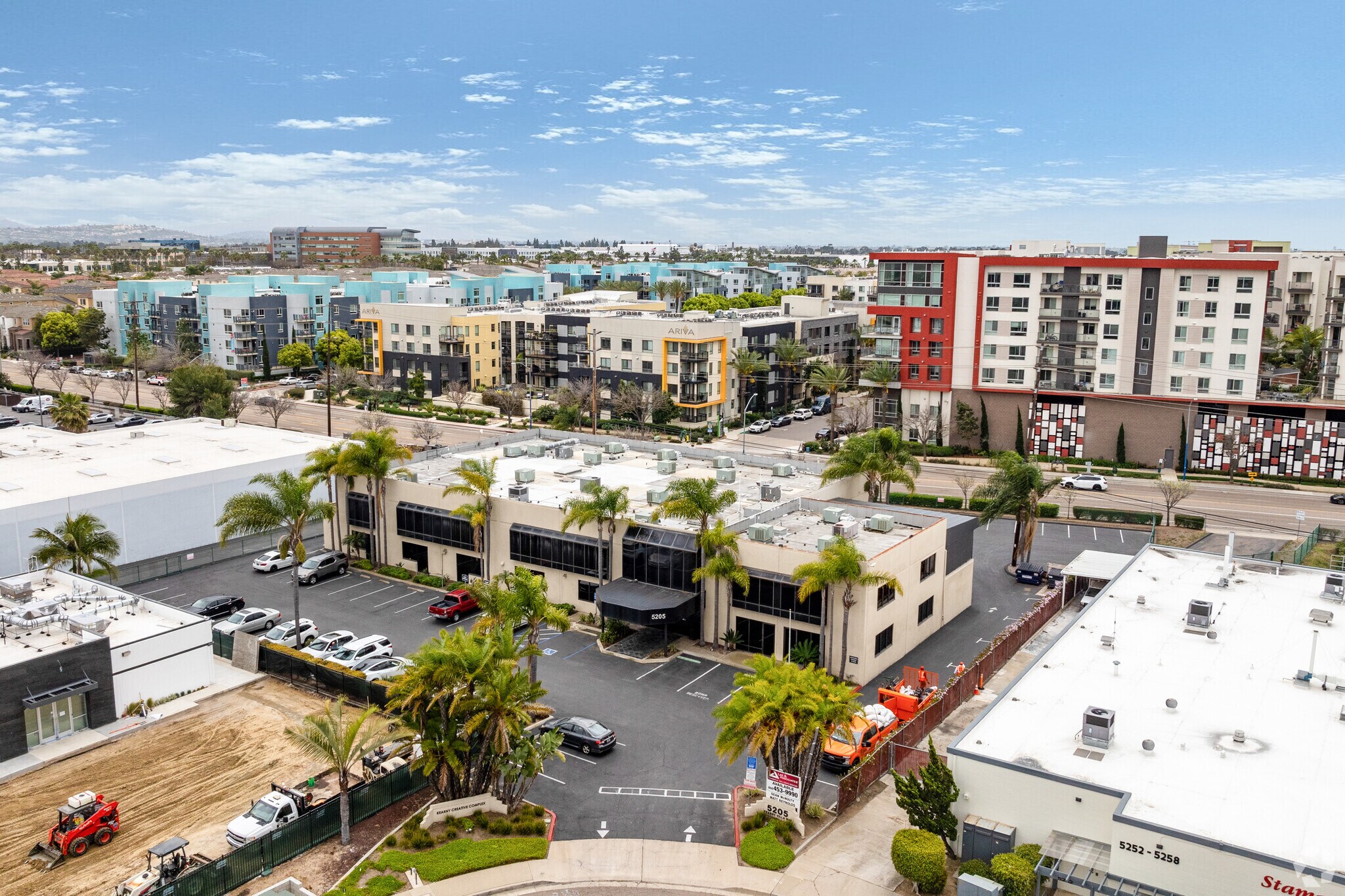 5205 Kearny Villa Way, San Diego, CA à vendre Photo du bâtiment- Image 1 de 7