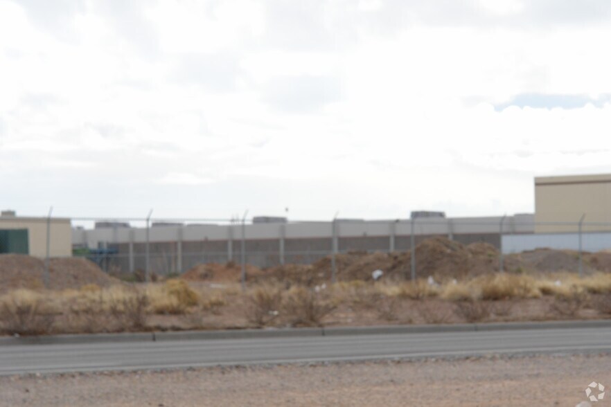 9668 Railroad Dr, El Paso, TX for sale - Building Photo - Image 3 of 4