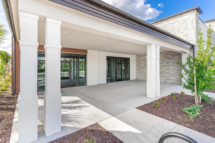 6002 Sand Lake Vista, Orlando, FL à louer - Photo du bâtiment - Image 3 de 25