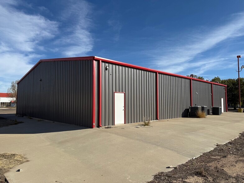 4001 Business Park Dr, Amarillo, TX à louer - Photo du bâtiment - Image 2 de 3