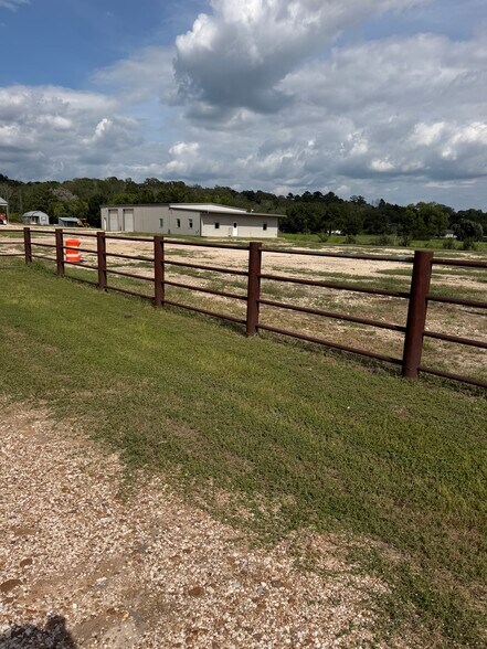 3940 N US Highway 77, La Grange, TX à louer - Aérien - Image 3 de 9