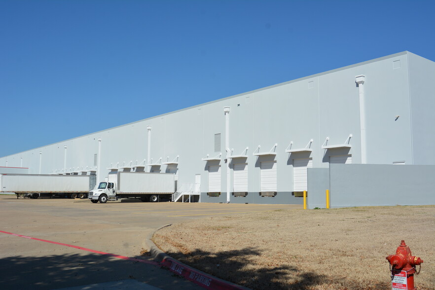 488 S Royal Ln, Coppell, TX for lease - Building Photo - Image 3 of 14