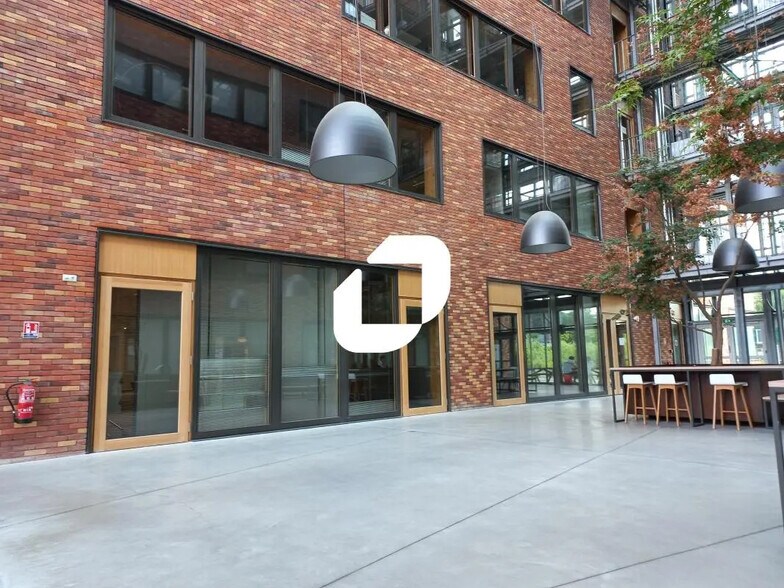 2 Boulevard Des Bâtisseurs, Roubaix for lease - Building Photo - Image 3 of 12