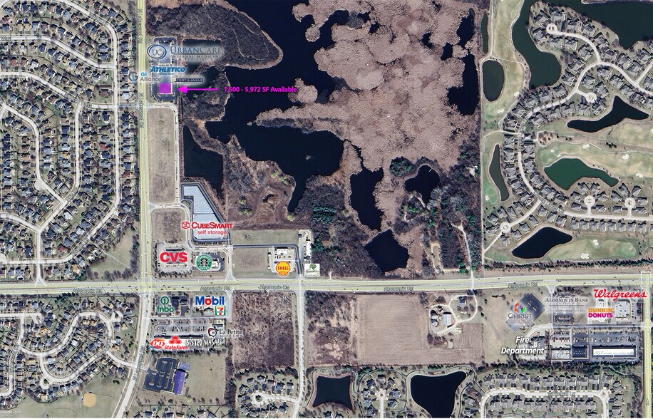 165 N Lakewood Rd, Lake In The Hills, IL à louer - Photo du bâtiment - Image 3 de 7