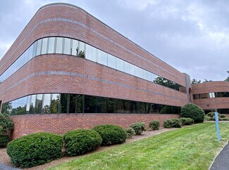 Plus de détails pour 20 Pondmeadow Dr, Reading, MA - Bureau à vendre