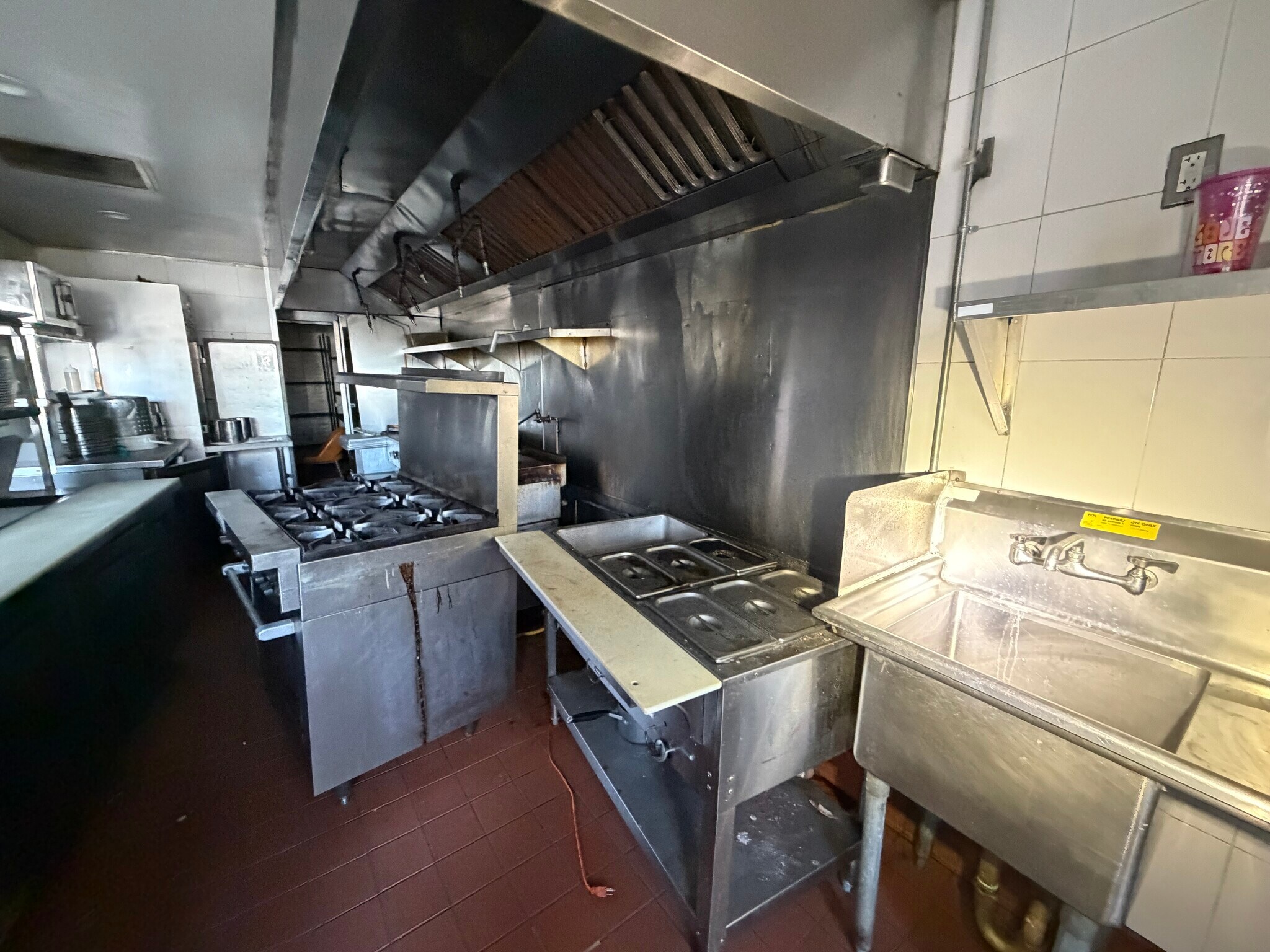 11031-11061 Santa Monica Blvd, Los Angeles, CA à louer Photo principale- Image 1 de 27