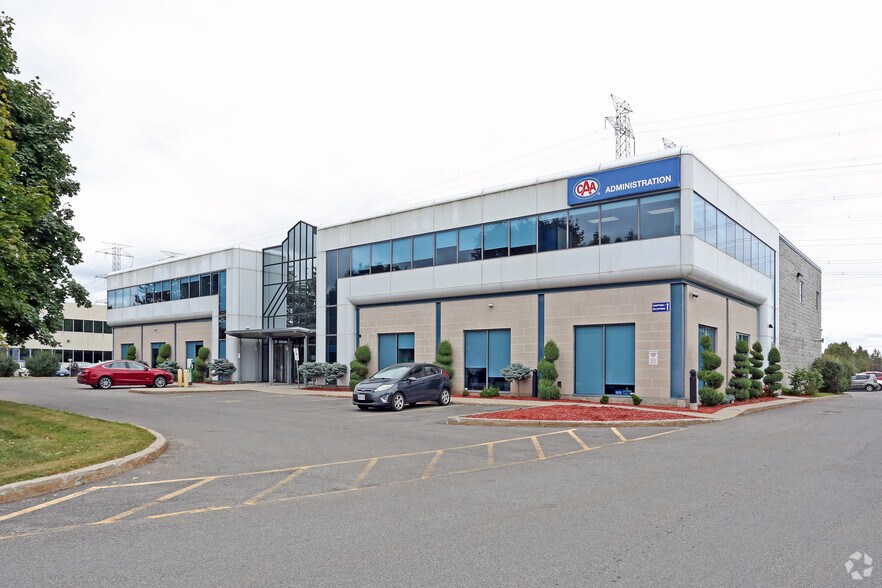 2151 Thurston Dr, Ottawa, ON for sale - Primary Photo - Image 1 of 1