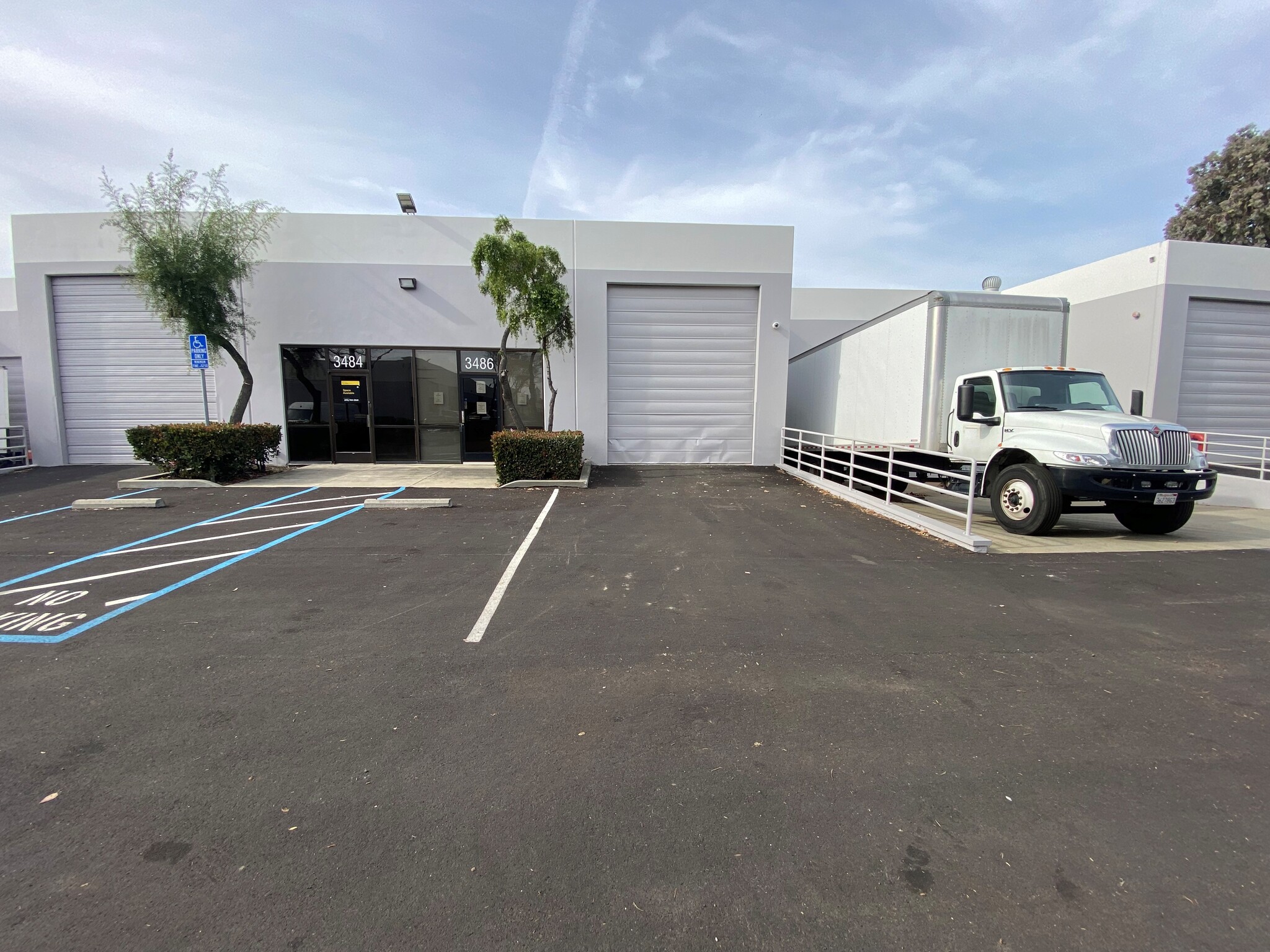 3470-3494 Depot Rd, Hayward, CA à louer Photo du bâtiment- Image 1 de 1