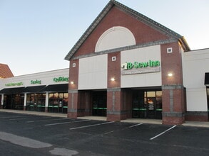 3046 S Kimbrough Ave, Springfield, MO for lease Building Photo- Image 1 of 10