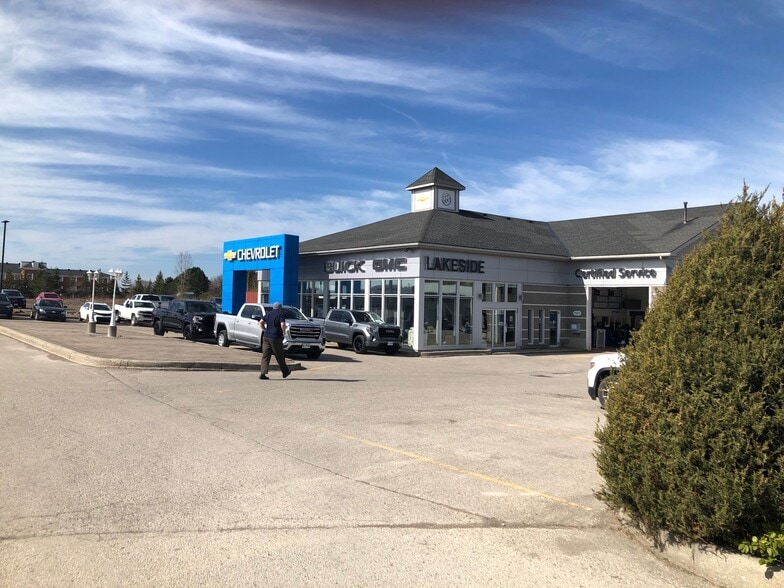 792 Broadway St, Kincardine, ON for sale - Primary Photo - Image 1 of 1