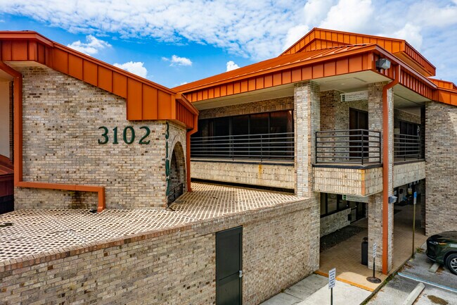 Plus de détails pour 3102 W Waters Ave, Tampa, FL - Bureau à louer