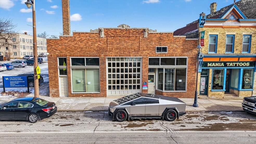 1818 N Dr Martin Luther King Jr Dr, Milwaukee, WI à vendre - Photo du bâtiment - Image 2 de 14