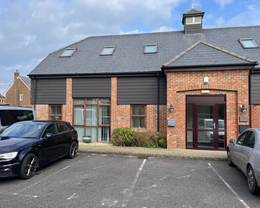 Wareham Rd, Lytchett Matravers à louer Photo principale- Image 1 de 2