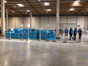 Flex in Marly-la-Ville for lease Interior Photo- Image 2 of 5