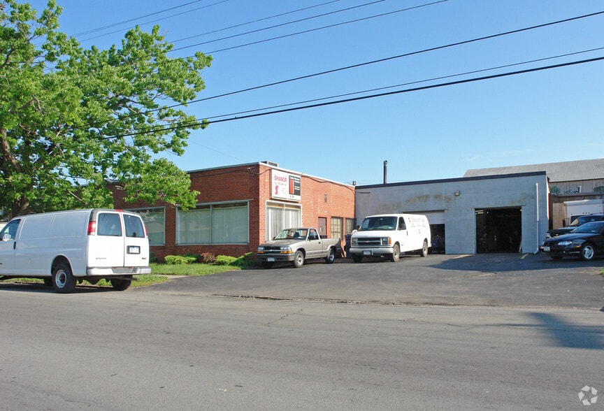 285 Hinman Ave, Buffalo, NY for lease - Building Photo - Image 2 of 4