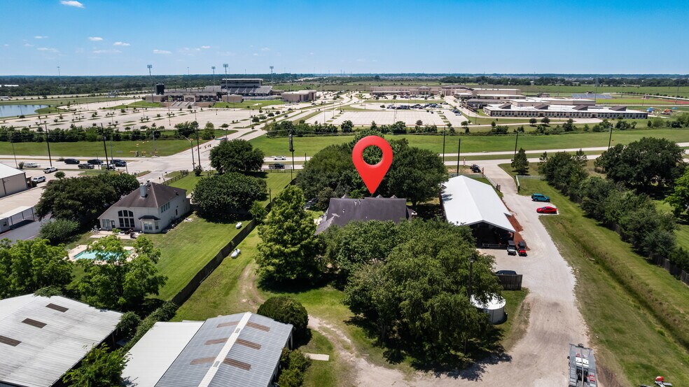 20240 Cypress Rosehill Rd, Tomball, TX à louer - Photo du bâtiment - Image 3 de 25