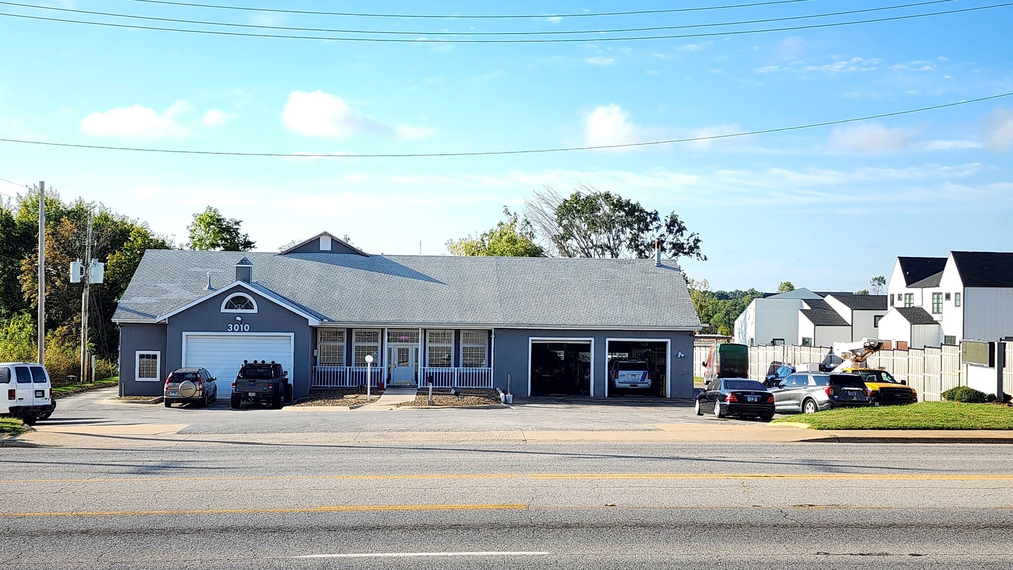 3010 W Walnut St, Rogers, AR for sale Building Photo- Image 1 of 10