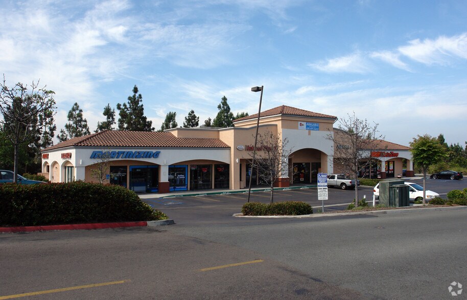 885 E H St, Chula Vista, CA à louer - Photo principale - Image 1 de 16