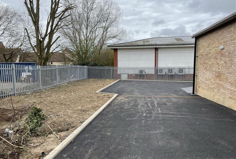 57 Eastern Way, Bury St Edmunds for lease - Building Photo - Image 3 of 3