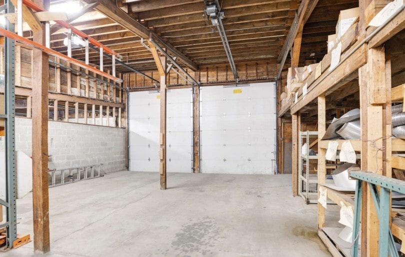 261 Primrose St, Haverhill, MA à vendre - Photo intérieure - Image 3 de 6