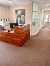 696 Anderson Ave, Cliffside Park, NJ for lease Interior Photo- Image 1 of 10