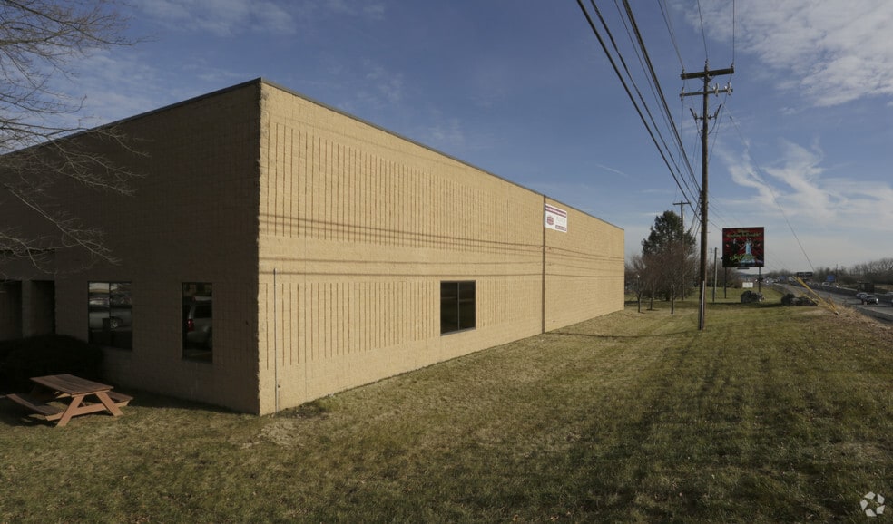 754 Roble Rd, Allentown, PA for lease - Building Photo - Image 3 of 8