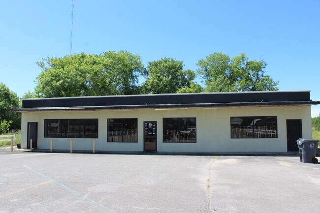 More details for 1014 US Highway 80 E, Demopolis, AL - Retail for Sale