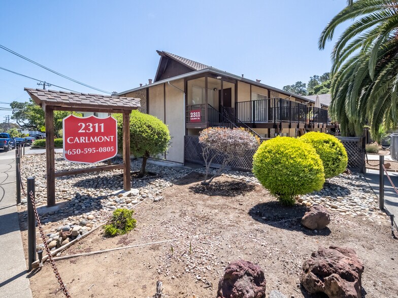 2311 Carlmont Dr, Belmont, CA à vendre - Photo du bâtiment - Image 1 de 18