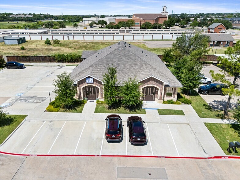 1707 E Beltline Rd, Coppell, TX à vendre - Photo du bâtiment - Image 1 de 40