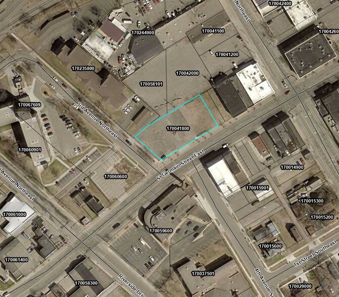405 E Saint Germain St, Saint Cloud, MN à vendre - Photo du bâtiment - Image 2 de 2