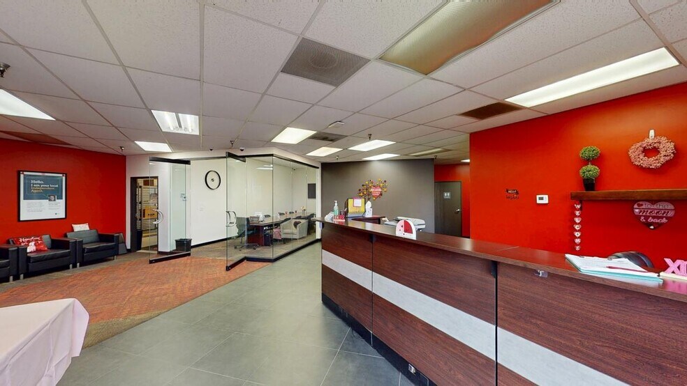 1485 Spruce St, Riverside, CA à vendre - Photo du bâtiment - Image 2 de 18