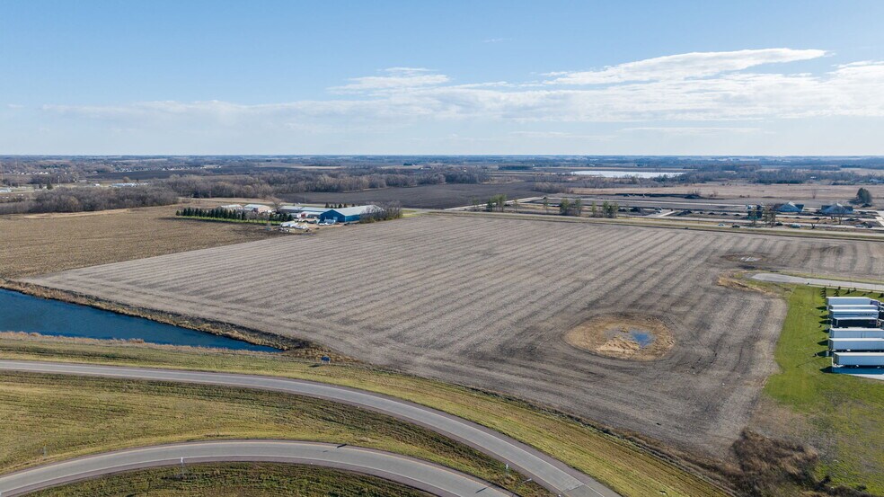 U.S. Highway 14, Mankato, MN à vendre - Photo du bâtiment - Image 3 de 23