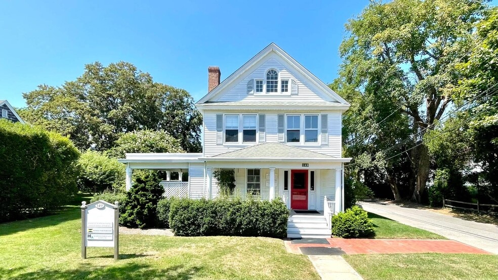 149 Hampton Rd, Southampton, NY for sale - Building Photo - Image 3 of 11