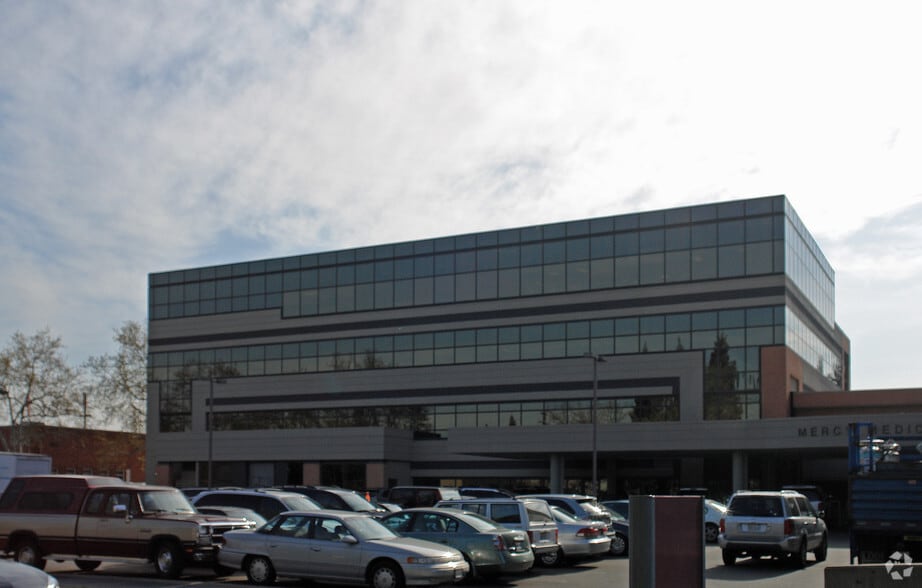 3941 J St, Sacramento, CA for sale - Building Photo - Image 3 of 7