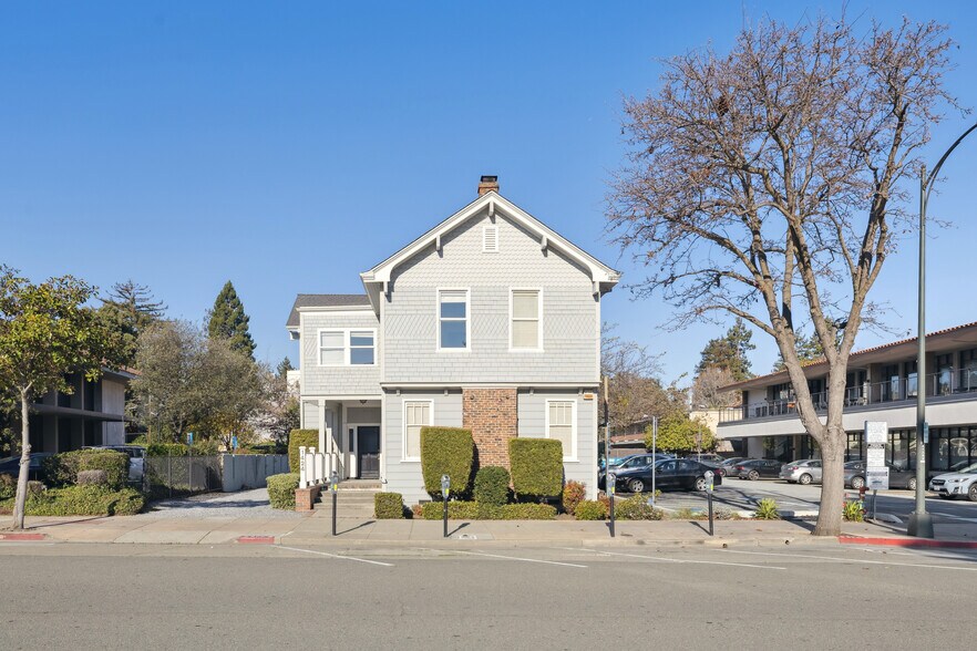1424 Chapin Ave, Burlingame, CA à louer - Photo du bâtiment - Image 3 de 53