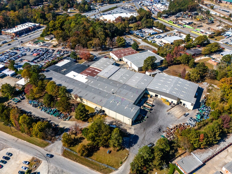 5286 Circle Dr, Lake City, GA for sale - Aerial - Image 2 of 9