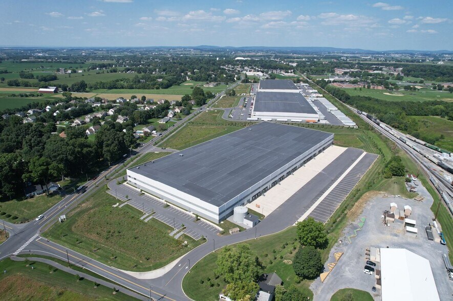 791 Stony Battery Rd, Landisville, PA à louer - Photo du bâtiment - Image 2 de 6