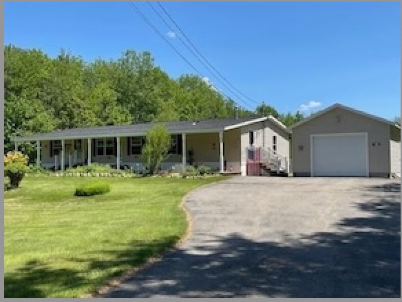 34 Shaw Dr, Rochester, NH for sale - Building Photo - Image 2 of 5