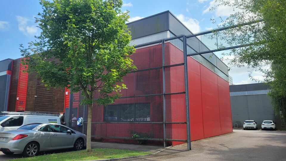 Flex in Rouen for lease - Building Photo - Image 1 of 11