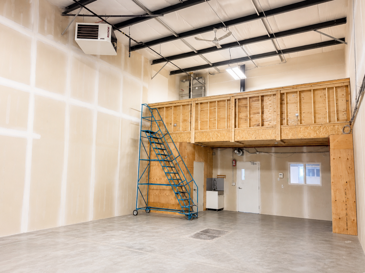 212-236 Initiative Ave SE, Rocky View No 44, AB T3S 0B5 - Unit 224 -  - Interior Photo - Image 1 of 9