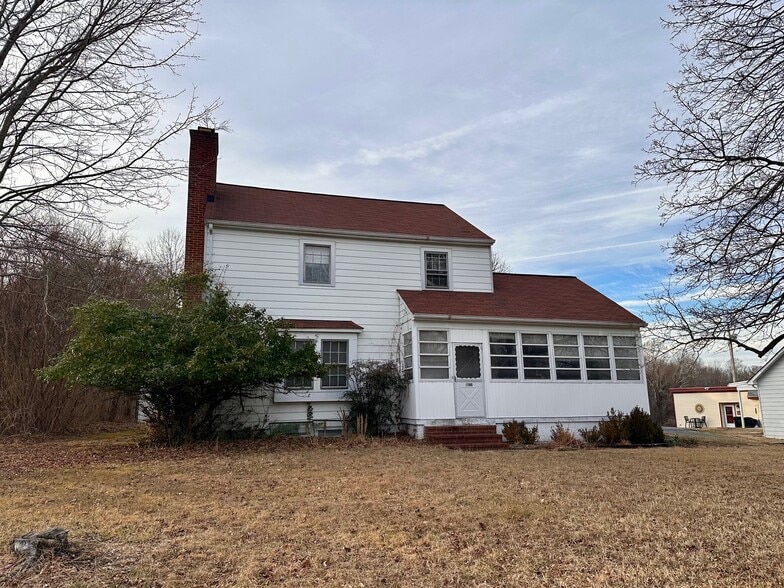 4180 Old Town Rd, Huntingtown, MD for sale - Primary Photo - Image 1 of 14