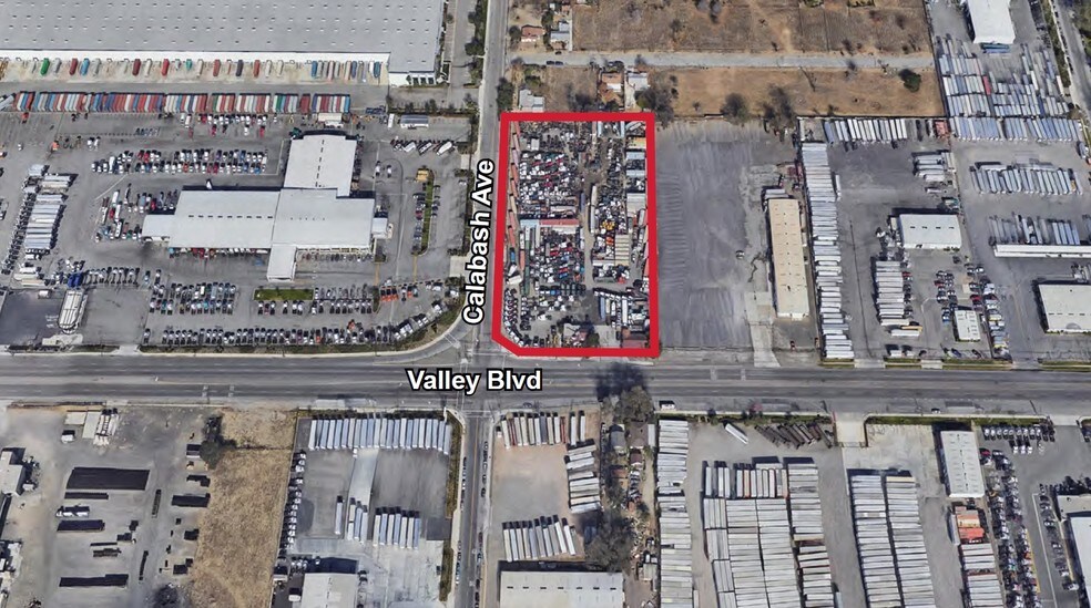 13910 Valley Blvd, Fontana, CA à louer - Photo du bâtiment - Image 2 de 3
