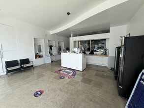 7739-7743 Fay Ave, La Jolla, CA for lease Interior Photo- Image 1 of 8