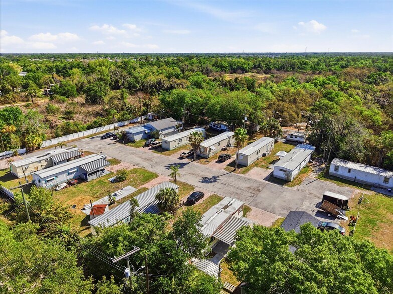 12300 Phillips Ln, Gibsonton, FL à vendre - Photo du bâtiment - Image 2 de 29