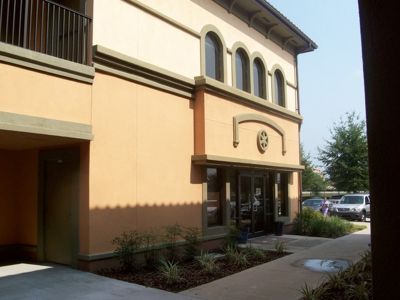 1301 S International Pky, Lake Mary, FL for lease - Building Photo - Image 2 of 23